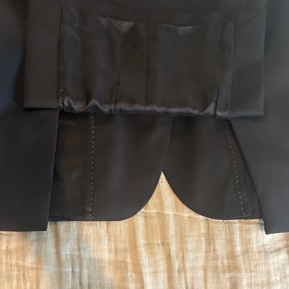 Brooks Brothers Elegant Black Blazer, size 8 - Picture 10 of 13